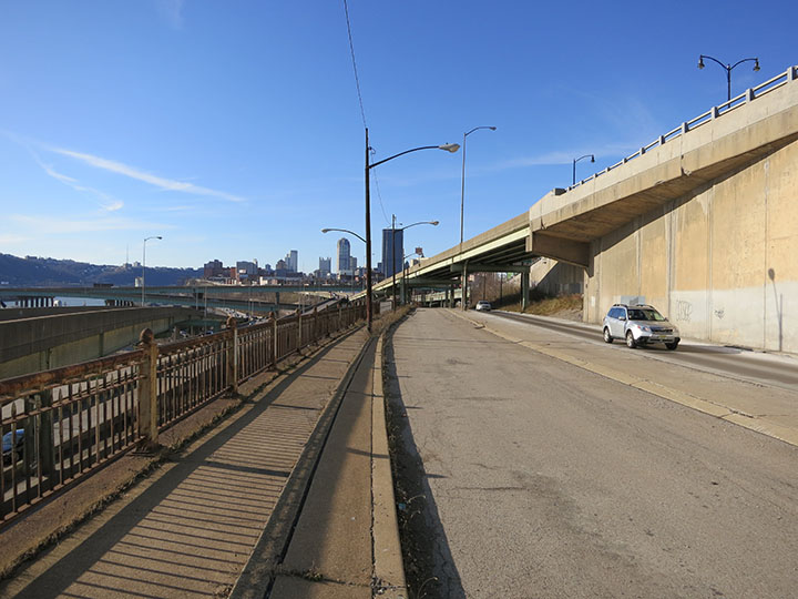 Unused Pedestrian Lane on Forbes Avenue